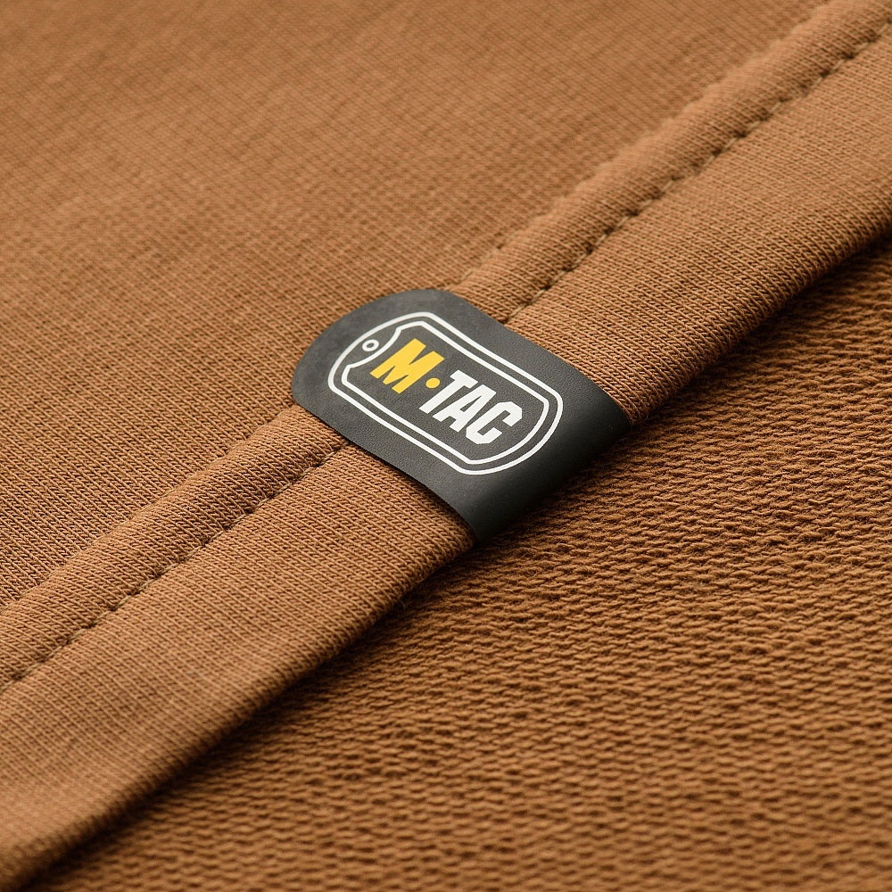 Militarny i uniwersalny kolor Coyote Brown