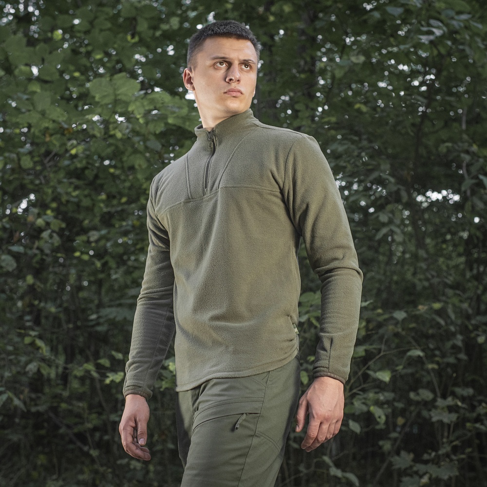 Głęboki i wojskowy odcień Army Olive
