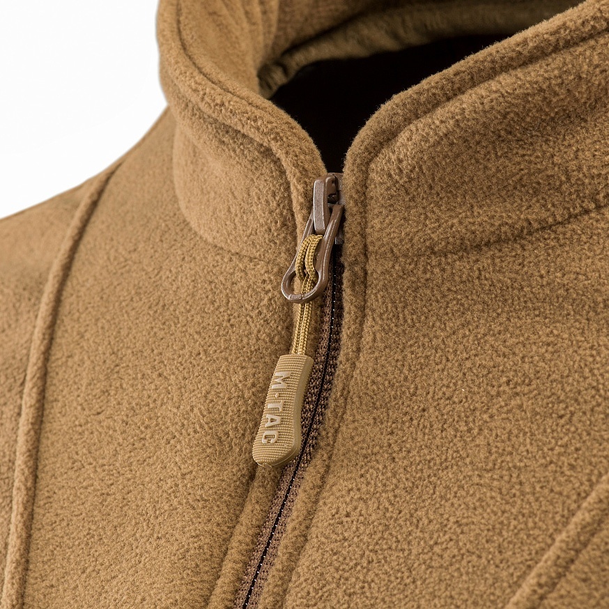 Militarny i uniwersalny kolor Coyote Brown