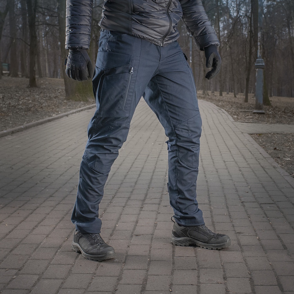 Profesjonalny i służbowy kolor Dark Navy Blue