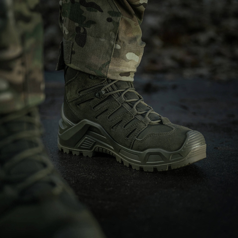 Militarny odcień oliwkowy i bezproblemowa estetyka