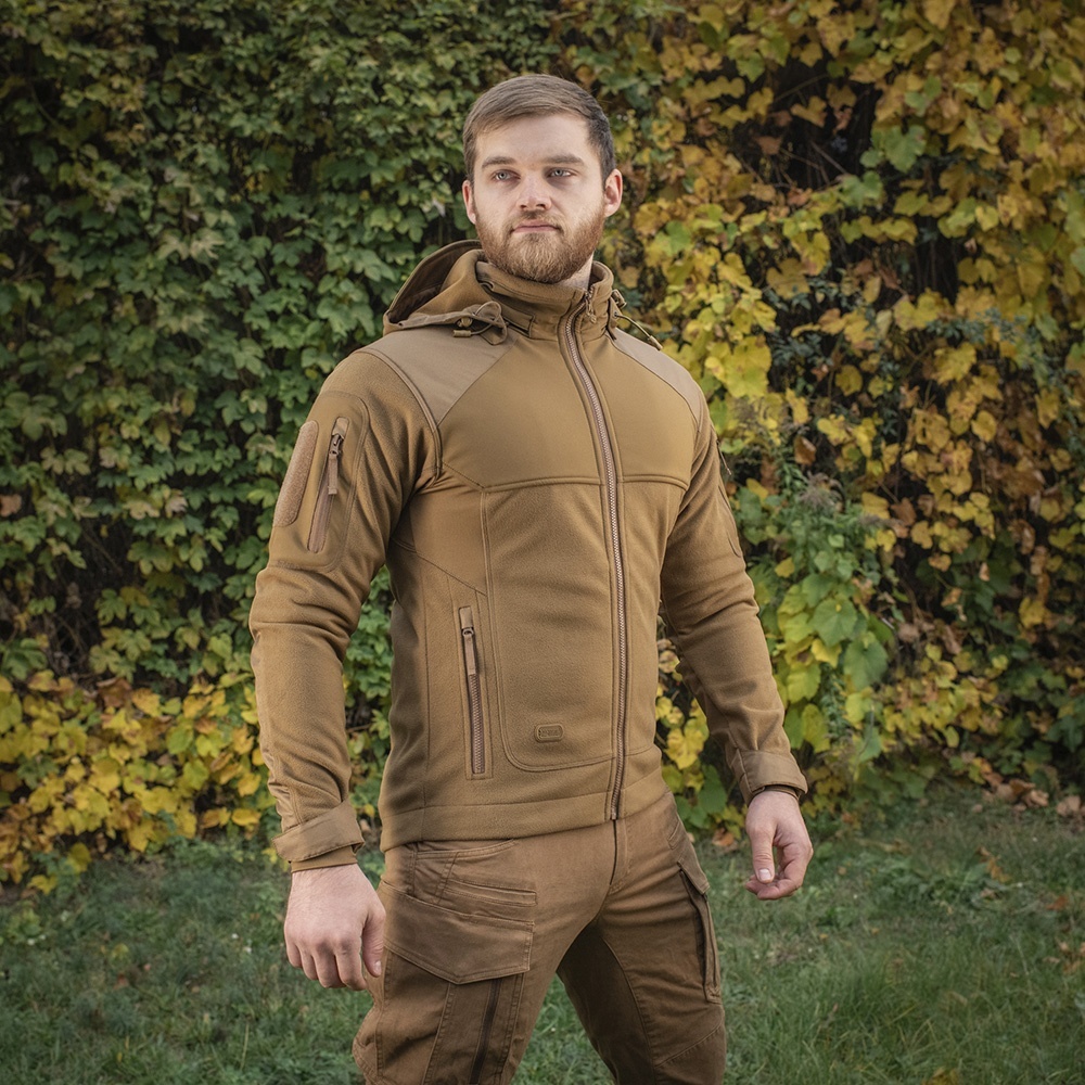 Klasyczny i militarny odcień Coyote
