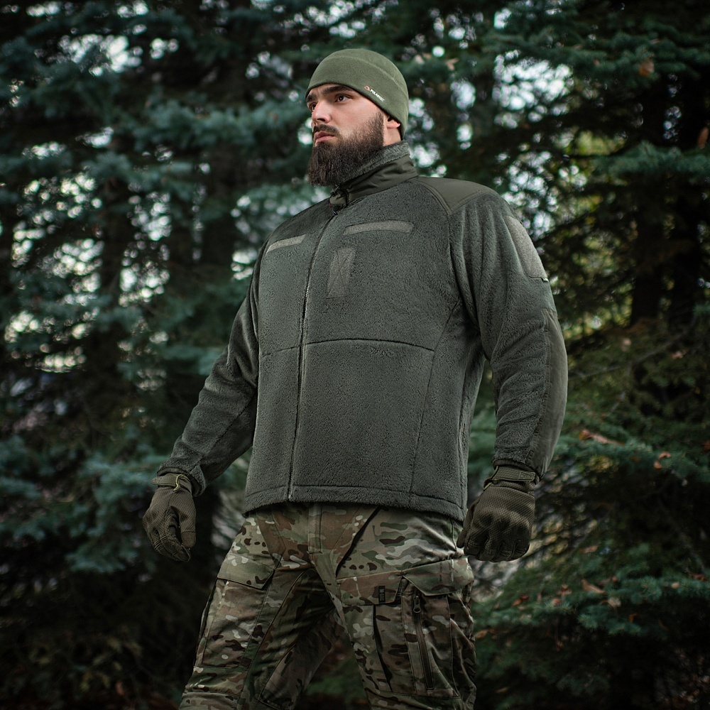 Klasyczny i militarny odcień Olive