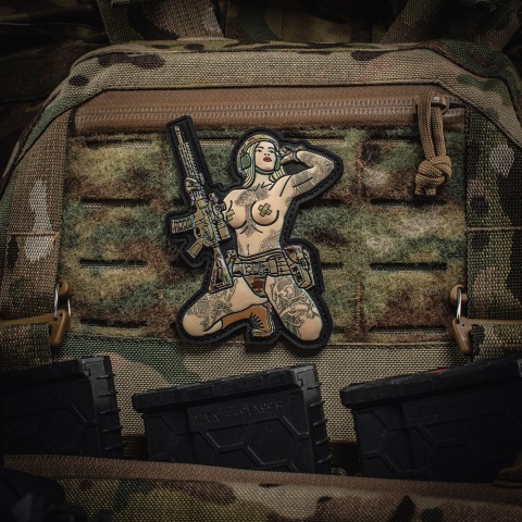 M-TAC Naszywka na rzep Morale Patch Tactical Girl #1 Skandinavik PVC MC
