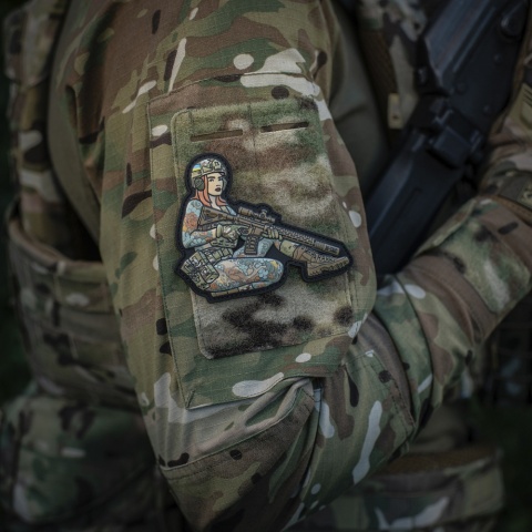 M-TAC Naszywka na rzep Morale Patch Tactical Girl #2 Yakuza Brunet PVC