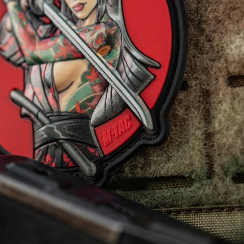 M-TAC Naszywka na rzep Morale Patch Tactical Girl #3 Wodograj Szaszka na Ramieniu PVC