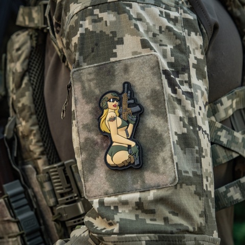 M-TAC Naszywka na rzep Morale Patch Tactical Girl #4 PVC Blonde