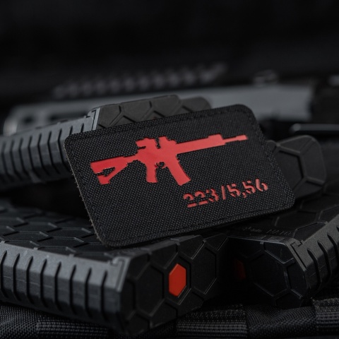 M-TAC Naszywka na rzep AR-15 5.56/.223 Laser Cut Black/Red