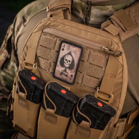M-TAC Naszywka na rzep Ace of Spades Coyote/Black