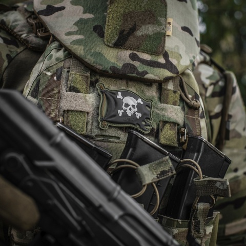 M-TAC Naszywka na rzep Jolly Roger PVC Olive Black
