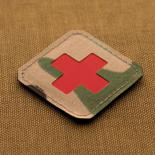 M-TAC Naszywka na rzep Medic Cross Laser Cut MultiCam® Red