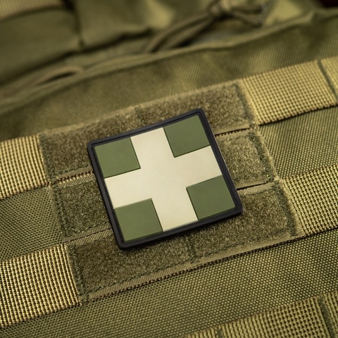 M-TAC Naszywka na rzep Medic Cross Square PVC Olive