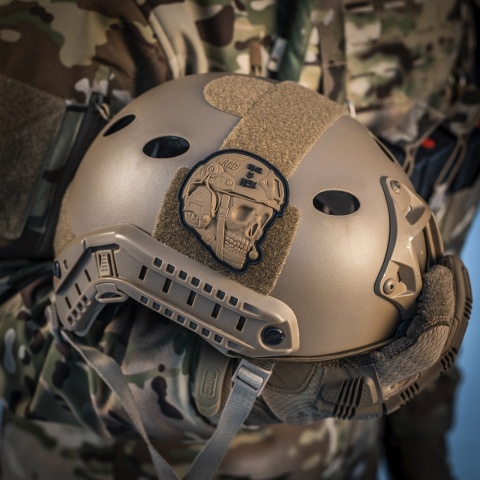 M-TAC Naszywka na rzep War is Hell 3D PVC Coyote