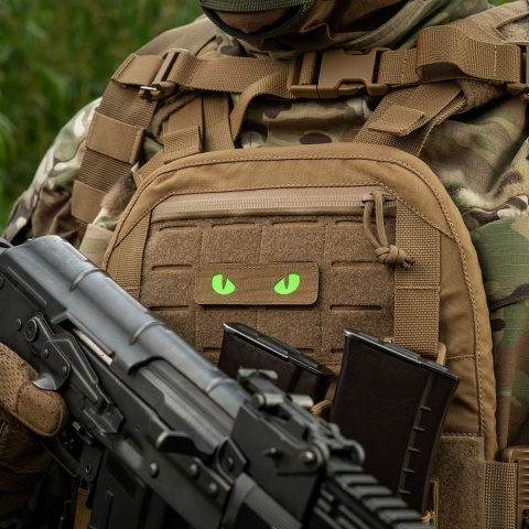 M-TAC Naszywka na rzep Cat Eyes Laser Cut Coyote/Green GID