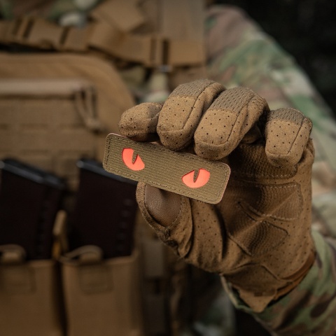 M-TAC Naszywka na rzep Cat Eyes Laser Cut Coyote/Red GID