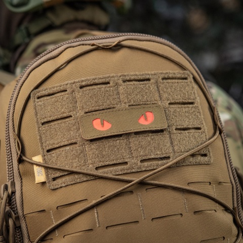 M-TAC Naszywka na rzep Cat Eyes Laser Cut Coyote/Red GID