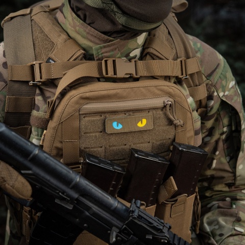 M-TAC Naszywka na rzep Cat Eyes Laser Cut Coyote/Yellow Blue GID