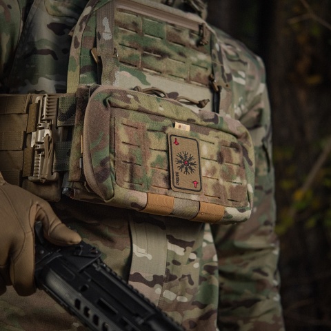 M-TAC Naszywka na rzep Karta Hełm Grozy Haftowana Coyote