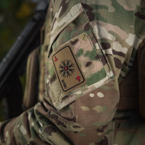 M-TAC Naszywka na rzep Karta Hełm Grozy Haftowana Coyote