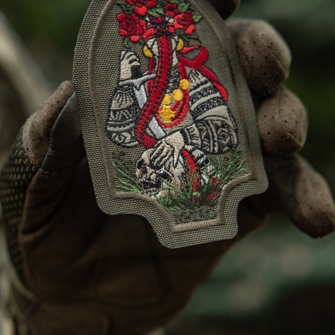 M-TAC Naszywka na rzep Motanka Haftowana Ranger Green