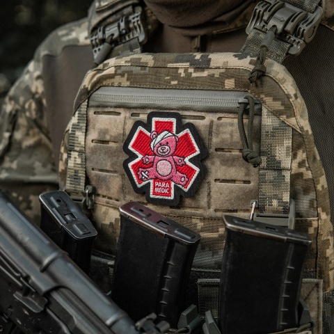 M-TAC Naszywka na rzep Paramedic Miś Haftowana Pink/Black