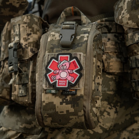M-TAC Naszywka na rzep Paramedic Miś Haftowana Pink/Black