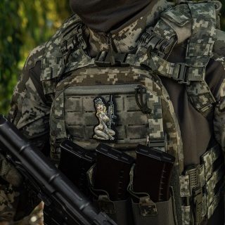 M-TAC Naszywka na rzep Morale Patch Tactical Girl #5 Hooligan Skandinavik PVC