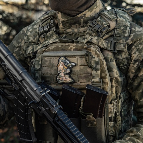 M-TAC Naszywka na rzep Morale Patch Tactical Girl #6 Hooligan Olive V2 PVC