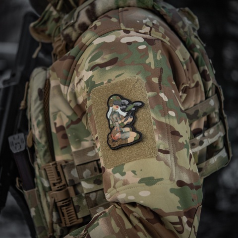 M-TAC Naszywka na rzep Morale Patch Tactical Girl #6 Yellow MC V2 PVC
