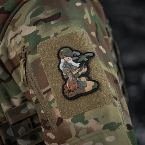 M-TAC Naszywka na rzep Morale Patch Tactical Girl #6 Yellow MC V2 PVC