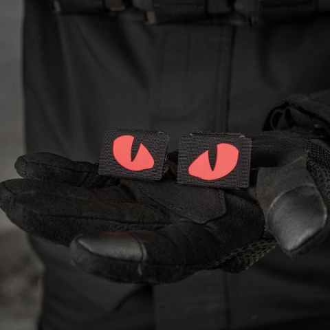 M-TAC Naszywka na rzep Tiger Eyes Laser Cut PAIR Black Red GID