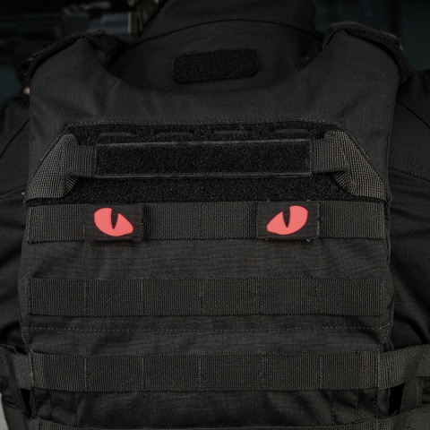 M-TAC Naszywka na rzep Tiger Eyes Laser Cut PAIR Black Red GID