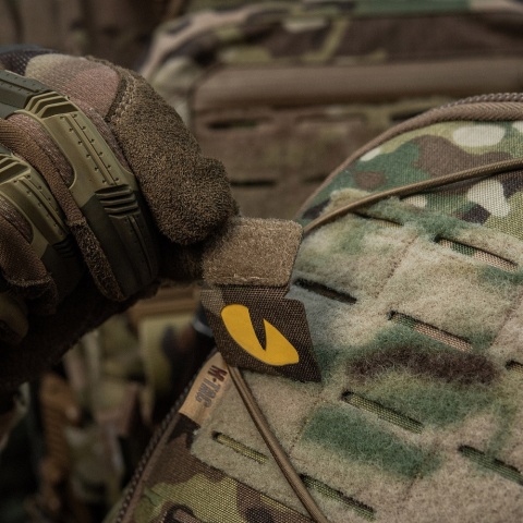 M-TAC Naszywka na rzep Tiger Eyes Laser Cut PAIR MultiCam Yellow GID