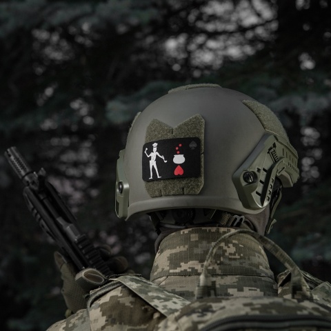 M-TAC Naszywka na rzep Flaga Czarnobrody Kuk Black
