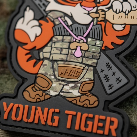 M-TAC Naszywka na rzep Young Tiger PVC