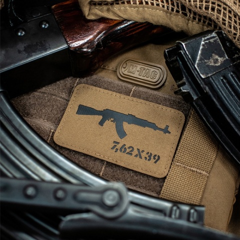M-TAC Naszywka na rzep AKM 7.62×39 Laser Cut Coyote/Black