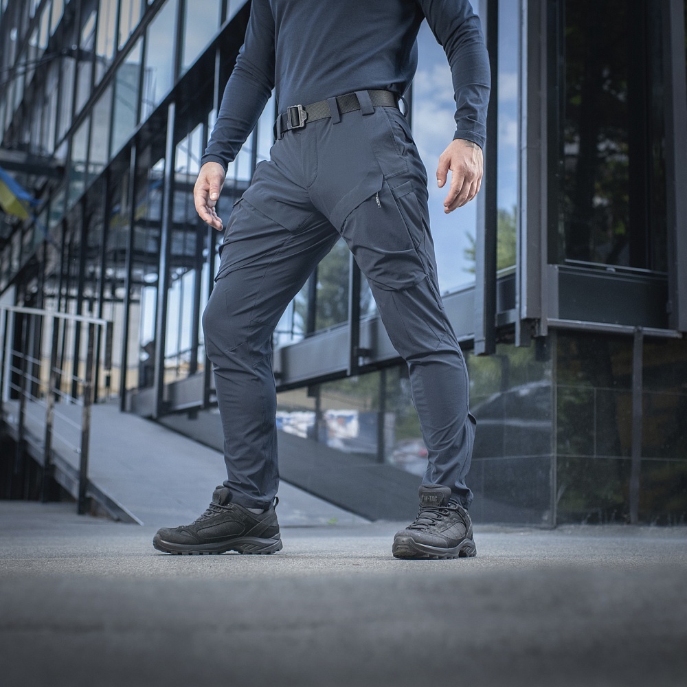 Profesjonalny i służbowy kolor Navy Blue