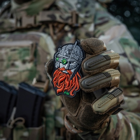 M-TAC Naszywka na rzep Ruda Broda Black