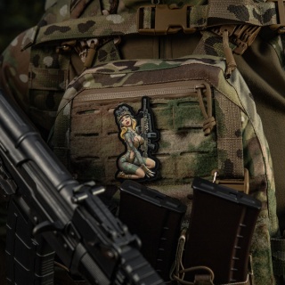 M-TAC Naszywka na rzep Morale Patch Tactical Girl #5 Hooligan Yakuza PVC