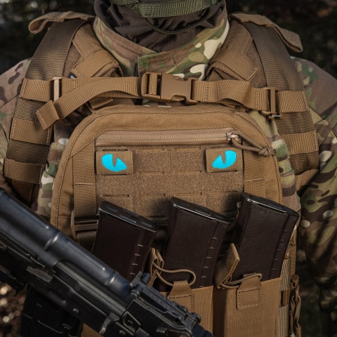 M-TAC Naszywka na rzep Tiger Eyes Laser Cut PAIR Coyote Blue GID