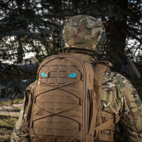 M-TAC Naszywka na rzep Tiger Eyes Laser Cut PAIR Coyote Blue GID