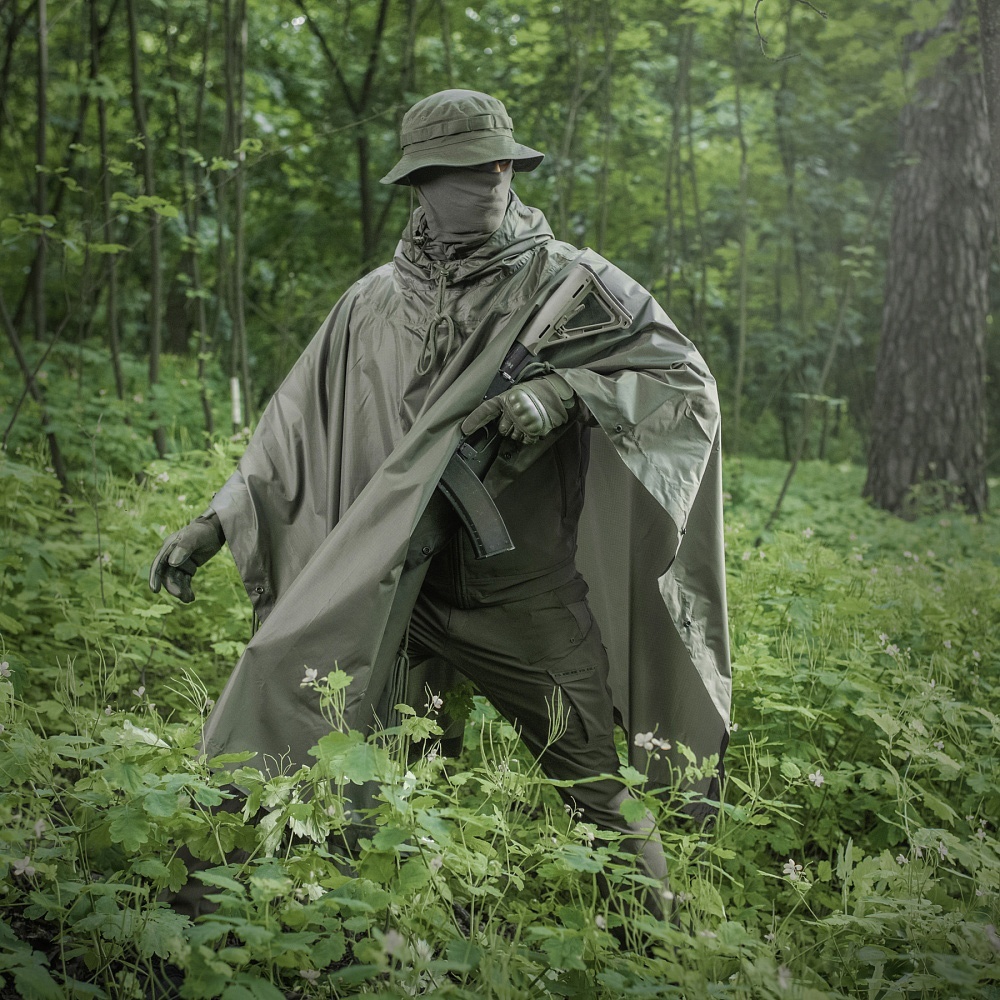 Klasyczny i militarny odcień Olive
